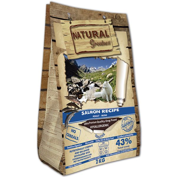 Pienso Natural Greatness salmón mini 2kg para perros